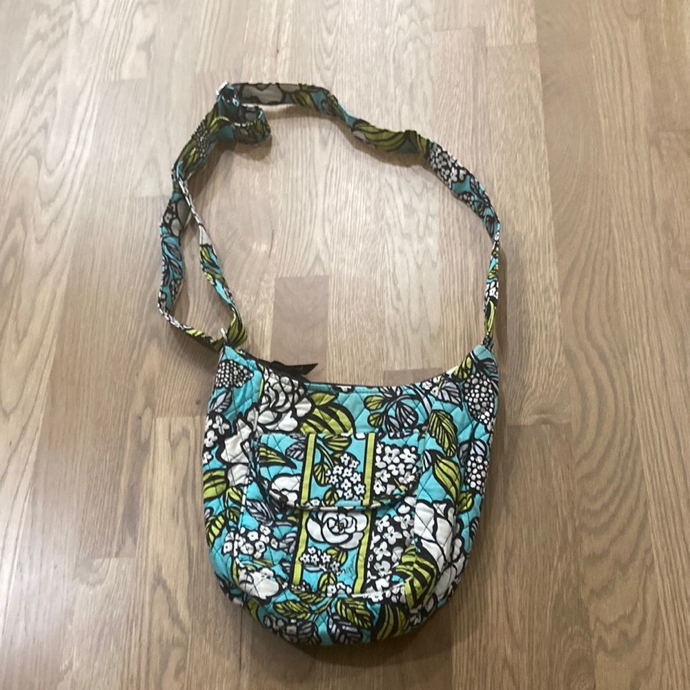Vera Bradley Women’s Island Blossom Pattern Floral Cotton Crossbody Purse Bag